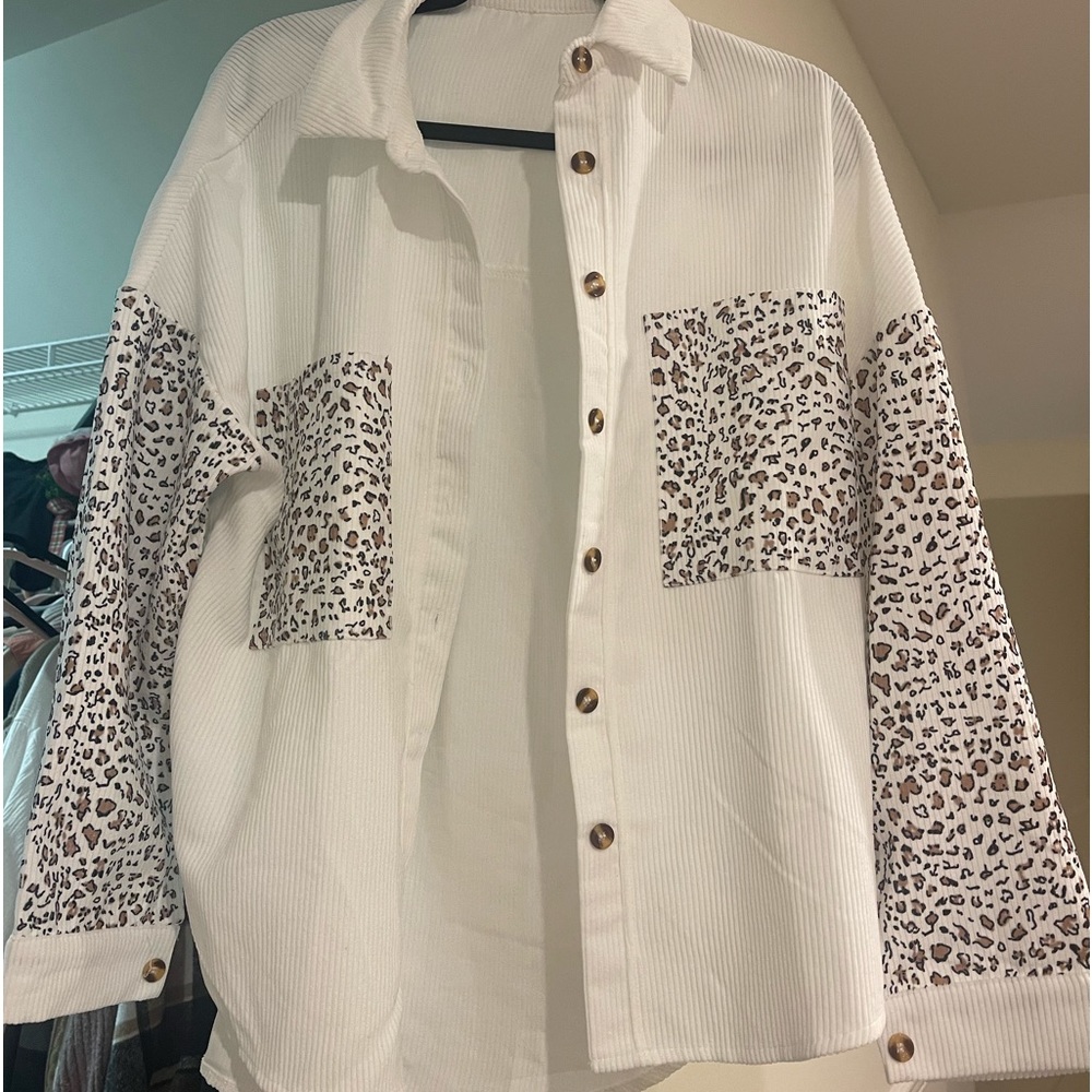 Leopard corduroy shacket